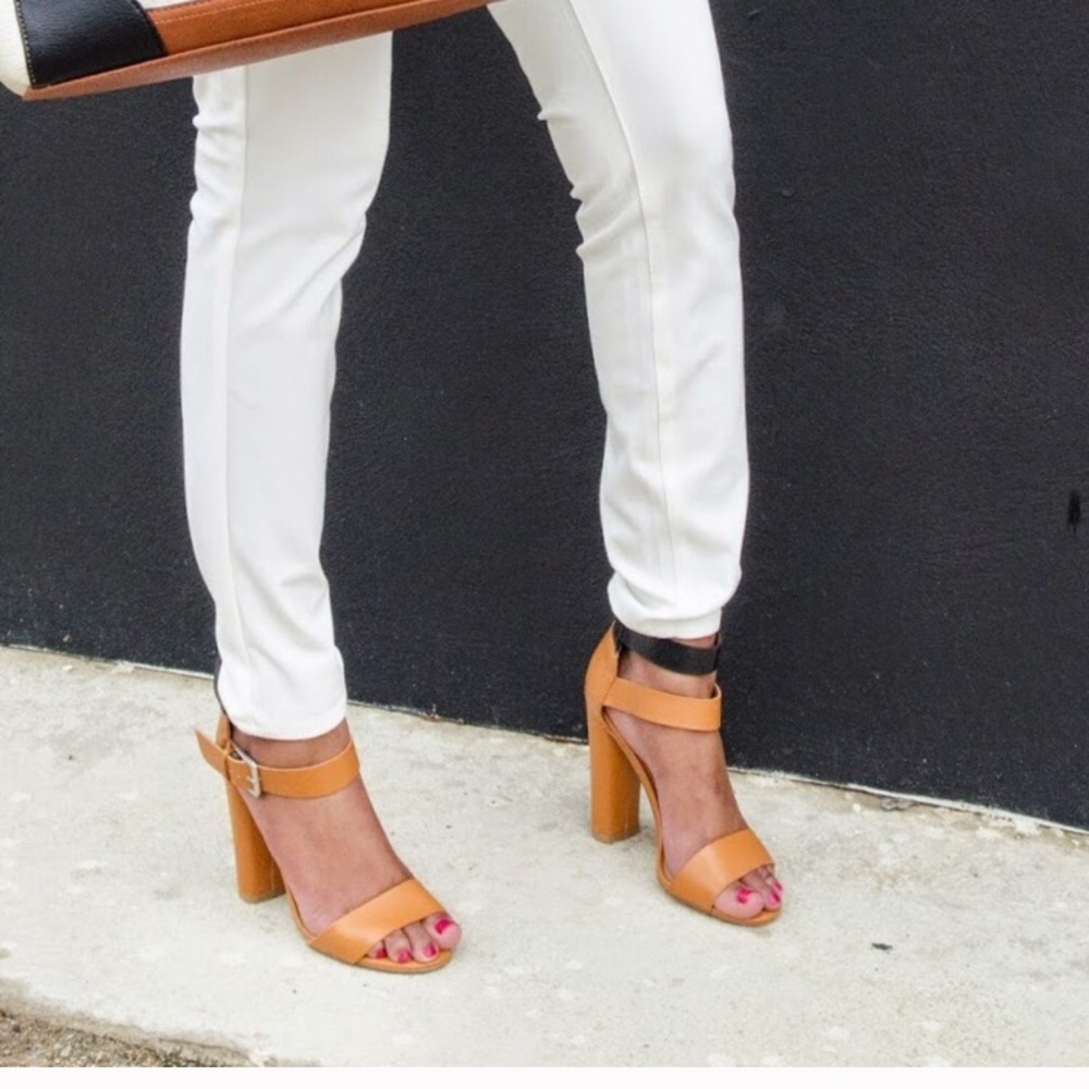 JustFab Sandals - Picture 4 of 4